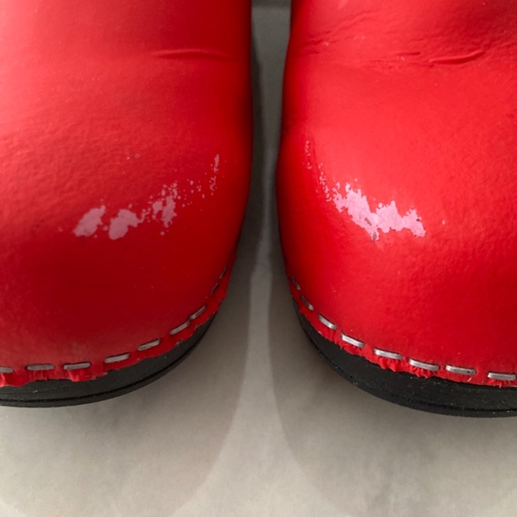 Sanita Red Clog Penny loaf unique design - Picture 5 of 12